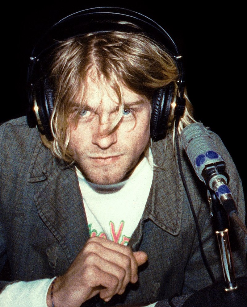 800px-Kurt_Cobain_1991_cropped