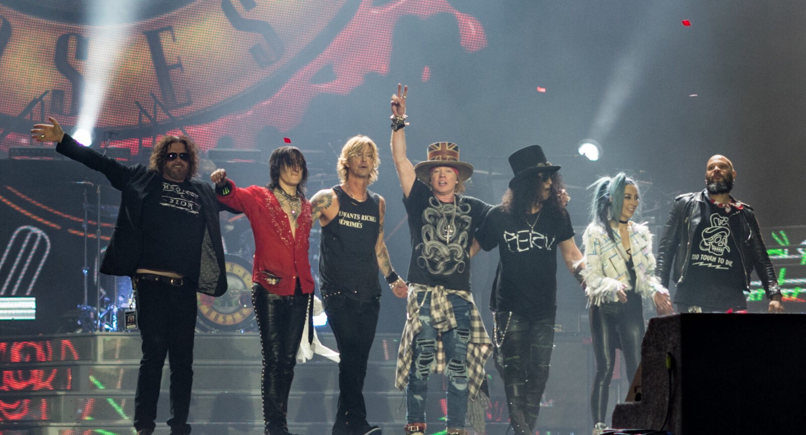GNR_London_Stadium_2017_3_(cropped)