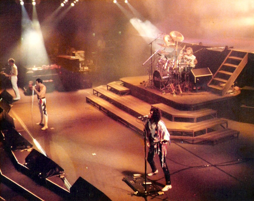 Queen_1984_011