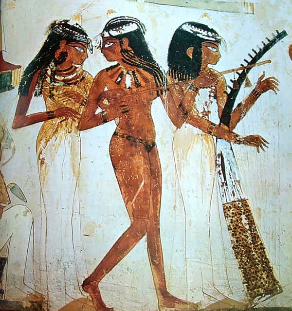 Scene-of-three-instrumentalists